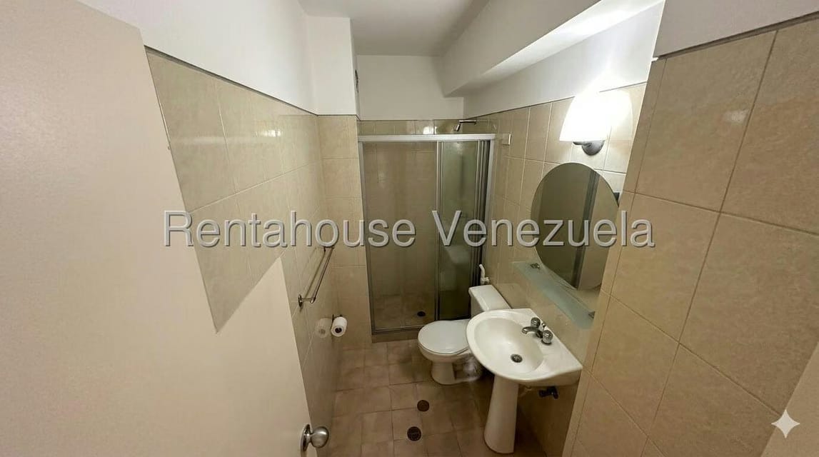 Apartamento (1 Nivel) en Alquiler en Santa Fe Norte, Distrito Metropolitano - 9