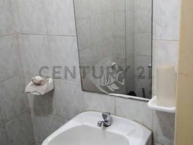 Venta Local. Centro Comercial Oasis ZT - 4