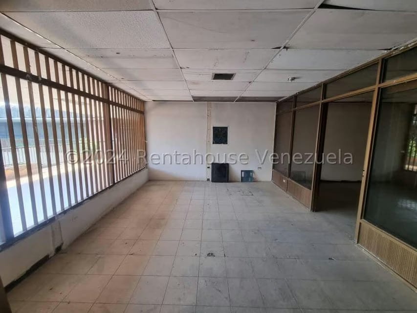 Comercial (Local Comercial) en Venta en Centro, Lara - 18
