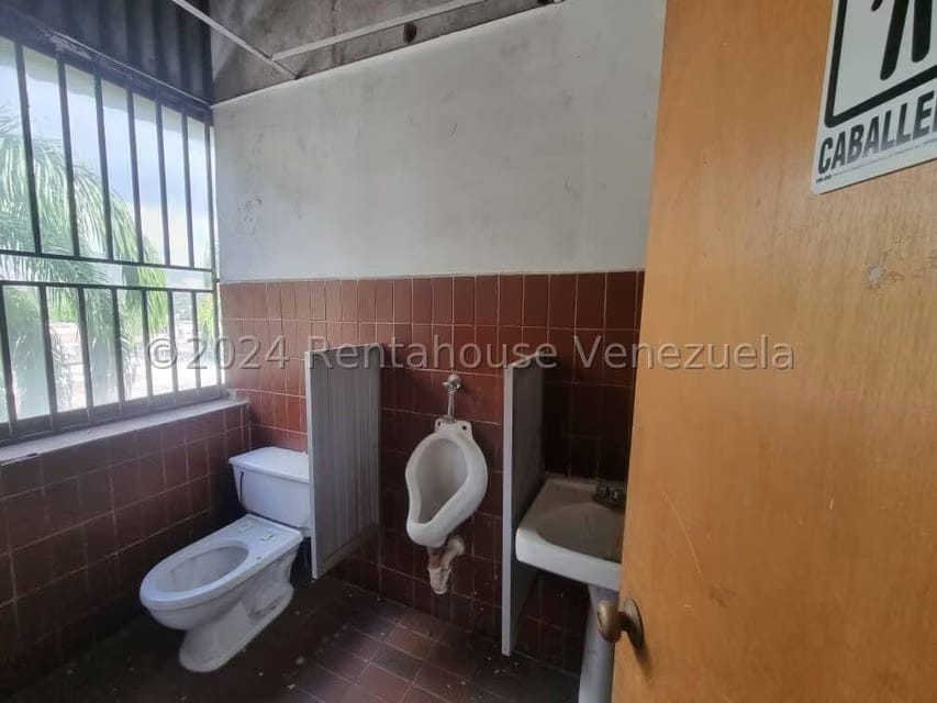 Comercial (Local Comercial) en Venta en Centro, Lara - 31