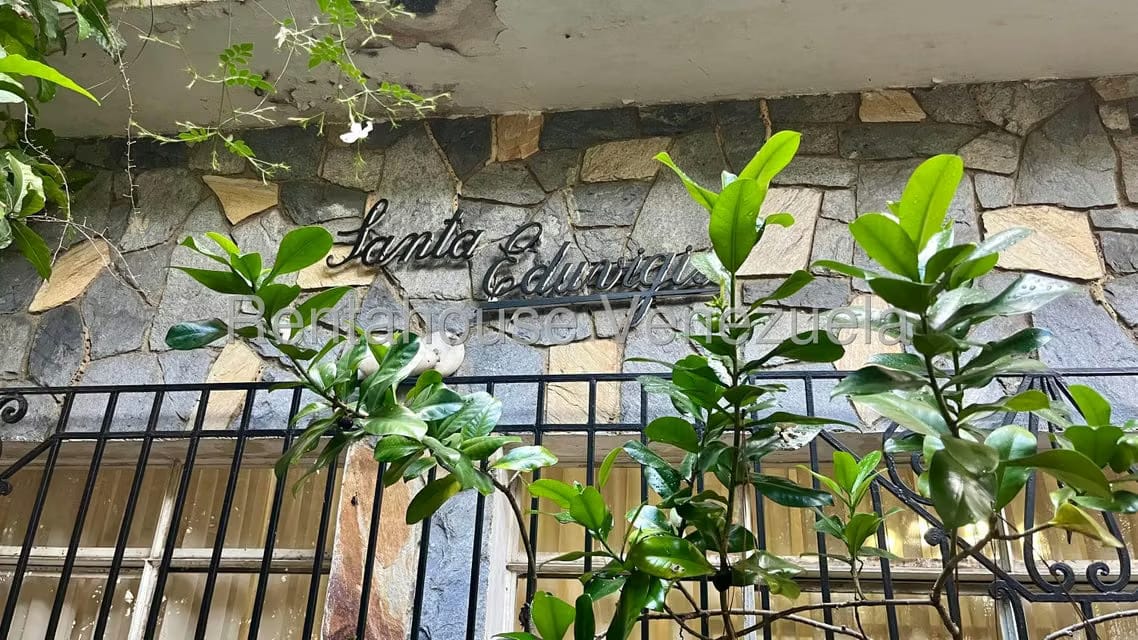 Casa (Duplex) en Venta en Alta Florida, Distrito Metropolitano