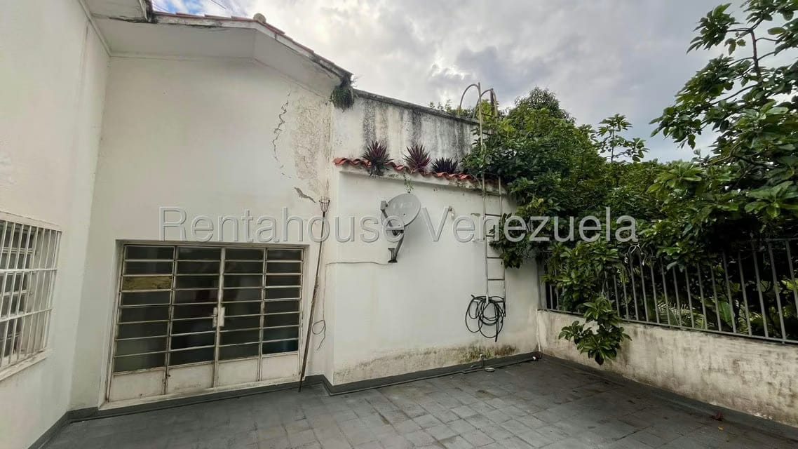 Casa (Duplex) en Venta en Alta Florida, Distrito Metropolitano - 28