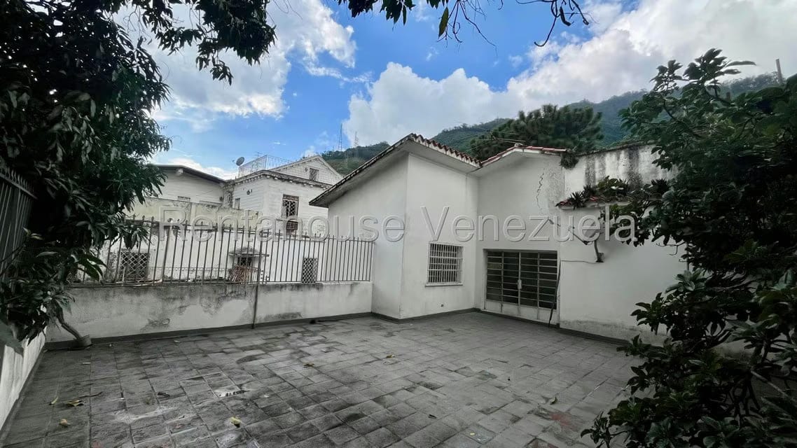 Casa (Duplex) en Venta en Alta Florida, Distrito Metropolitano - 30