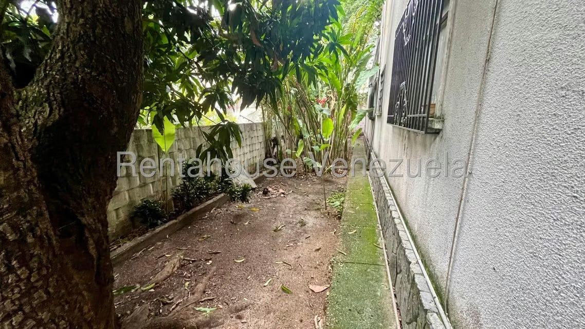 Casa (Duplex) en Venta en Alta Florida, Distrito Metropolitano - 31