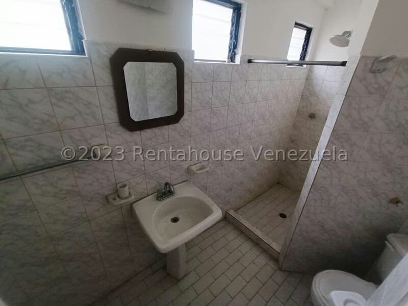 Casa (Multipes Niveles) en Venta en Guataparo Country Club, Carabobo - 32