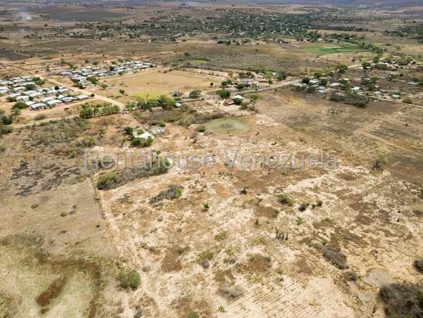 Terreno (Comercial) en Venta en Parroquia Tamaca, Lara - 5