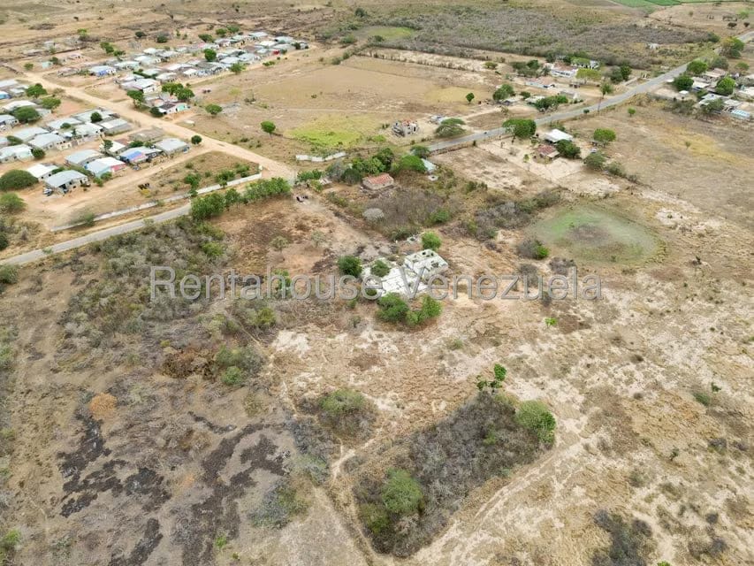 Terreno (Comercial) en Venta en Parroquia Tamaca, Lara - 8
