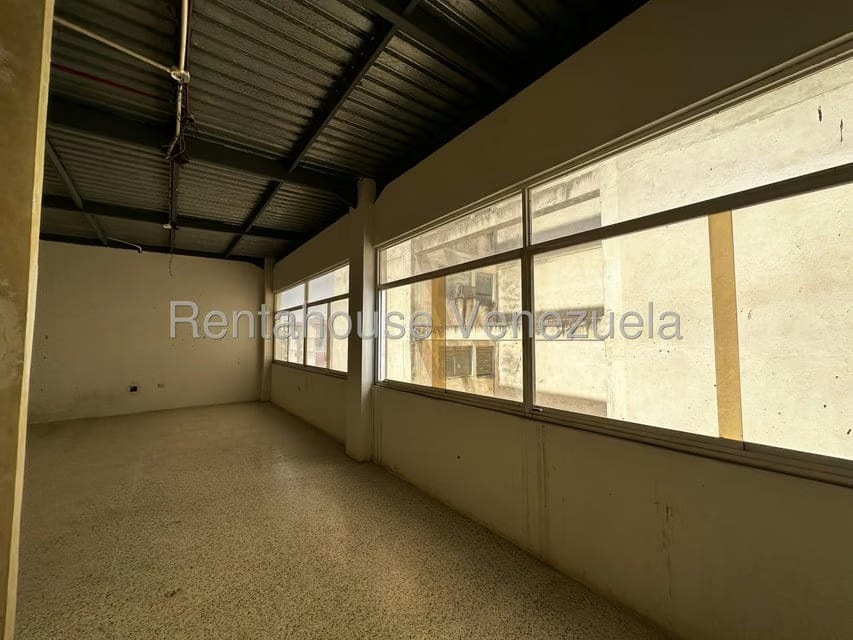 Comercial (Local Comercial) en Alquiler en Parroquia Concepcion, Lara - 21