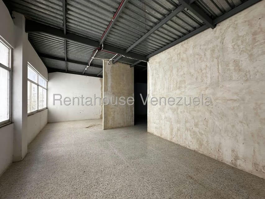 Comercial (Local Comercial) en Alquiler en Parroquia Concepcion, Lara - 27