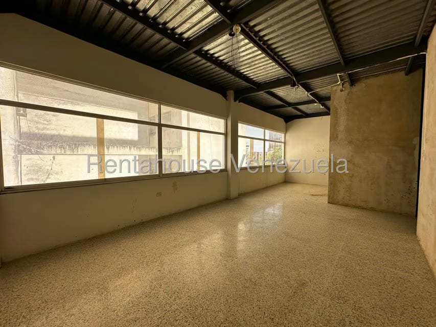 Comercial (Local Comercial) en Alquiler en Parroquia Concepcion, Lara - 29