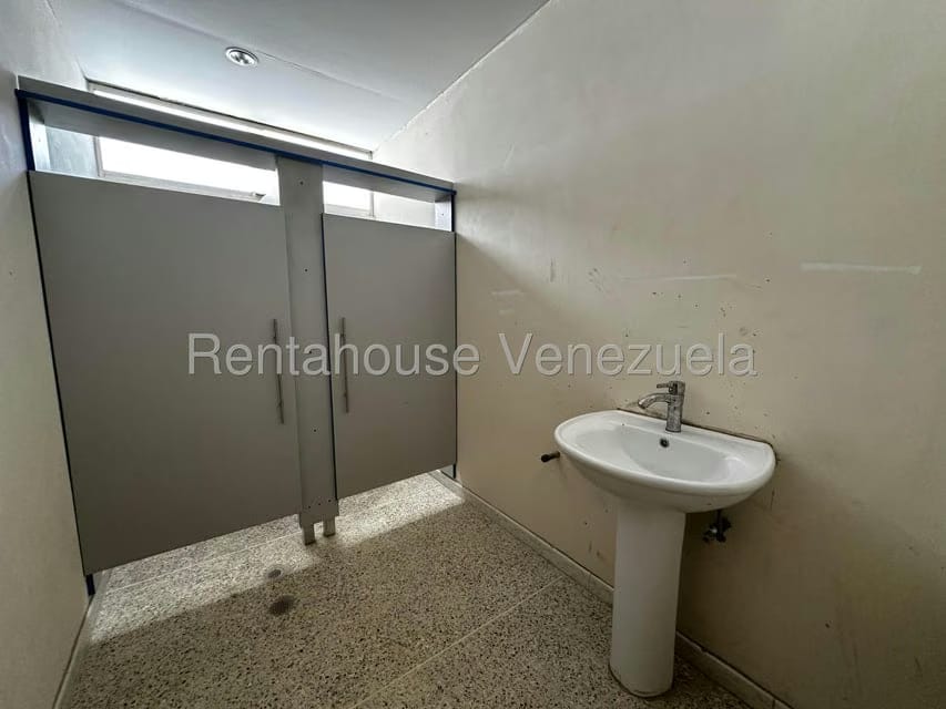Comercial (Local Comercial) en Alquiler en Parroquia Concepcion, Lara - 9