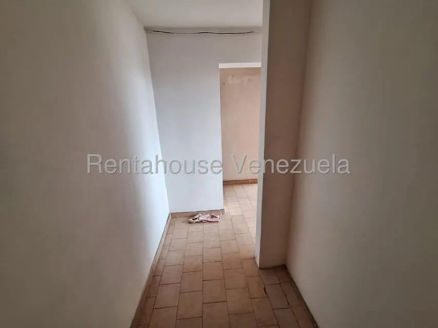 Apartamento (1 Nivel) en Venta en El Parque, Lara - 4
