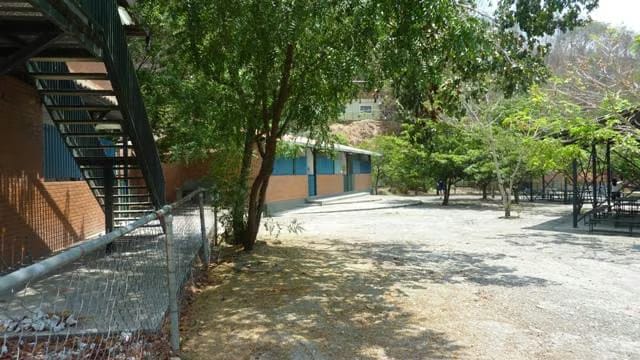 Comercial (Edificio) en Venta en Mampote, Miranda - 18