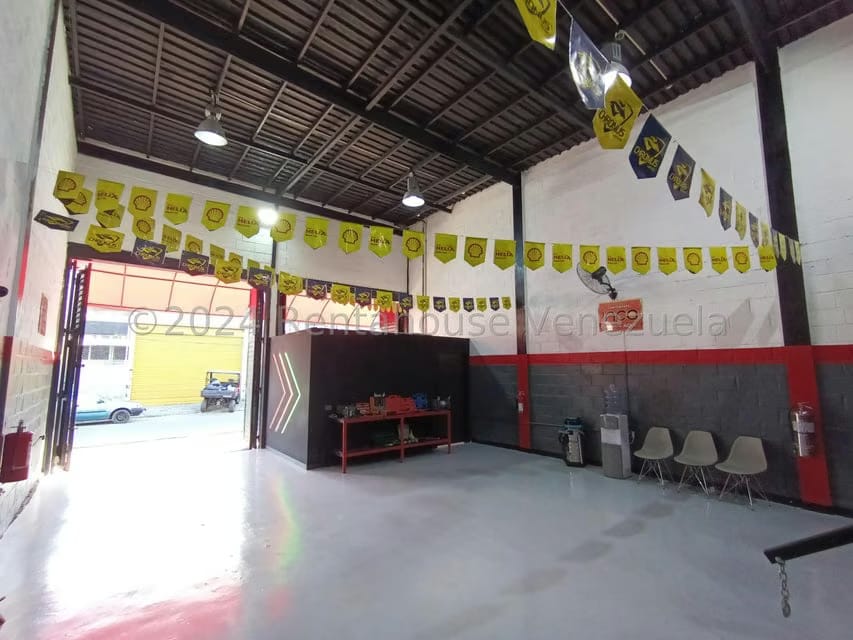 Negocios y Empresas (Automotores) en Venta en San Blas, Carabobo - 9