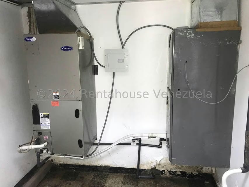Comercial (Oficina) en Alquiler en Avenida Bella Vista, Zulia - 5