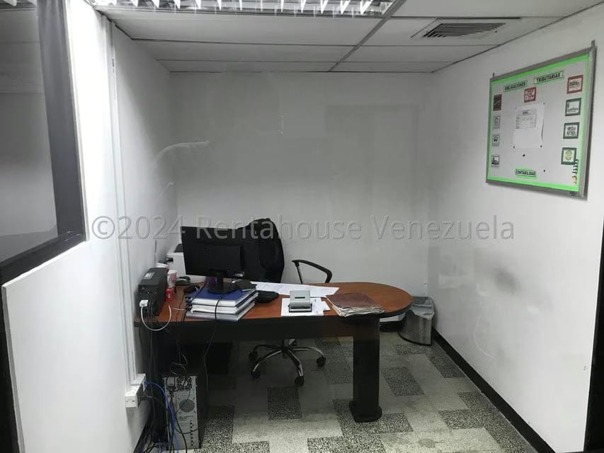 Comercial (Oficina) en Alquiler en Avenida Bella Vista, Zulia - 7