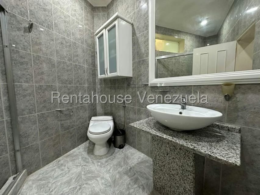 Casa (Multipes Niveles) en Venta en Pan de Azucar, Miranda - 48