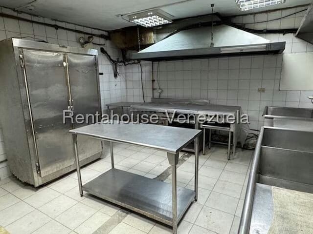 Comercial (Local Comercial) en Venta en El Hatillo, Distrito Metropolitano - 15
