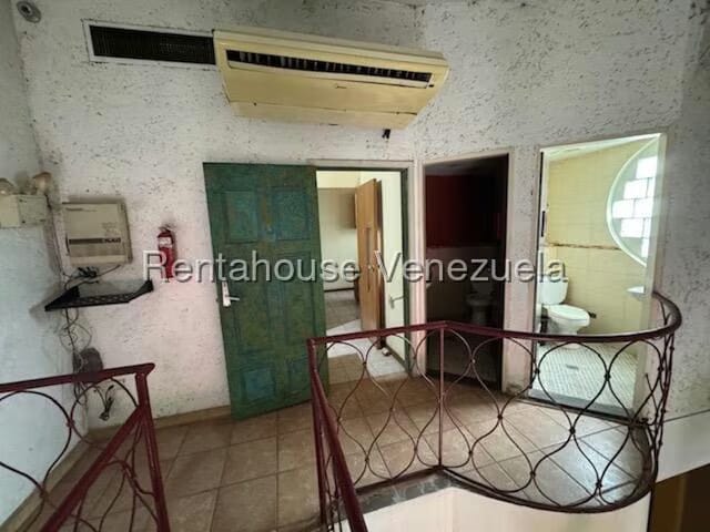 Comercial (Local Comercial) en Venta en El Hatillo, Distrito Metropolitano - 40