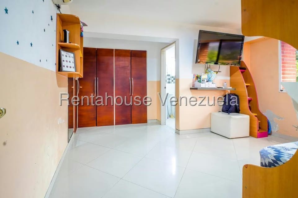 Apartamento (Penthouse) en Venta en Los Chaguaramos, Distrito Metropolitano - 23