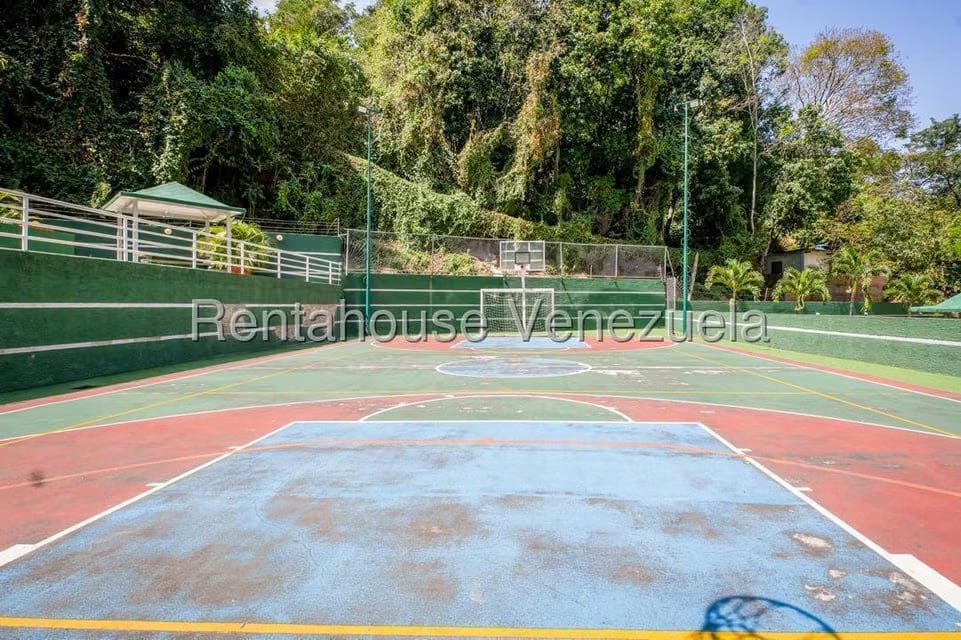 Apartamento (Penthouse) en Venta en Los Chaguaramos, Distrito Metropolitano - 4