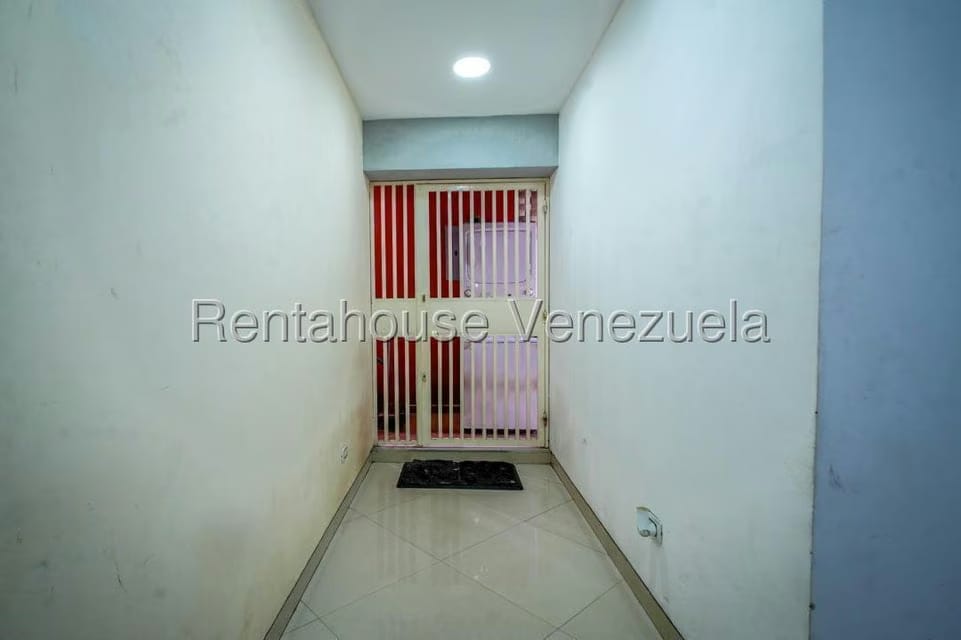 Apartamento (Penthouse) en Venta en Los Chaguaramos, Distrito Metropolitano - 34