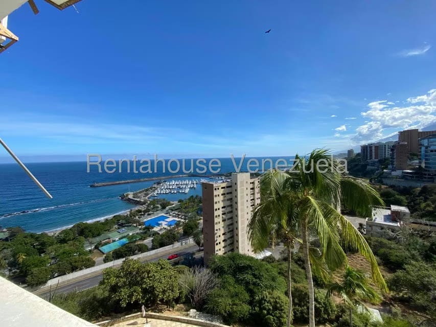 Apartamento (1 Nivel) en Venta en Playa Grande, Vargas - 3