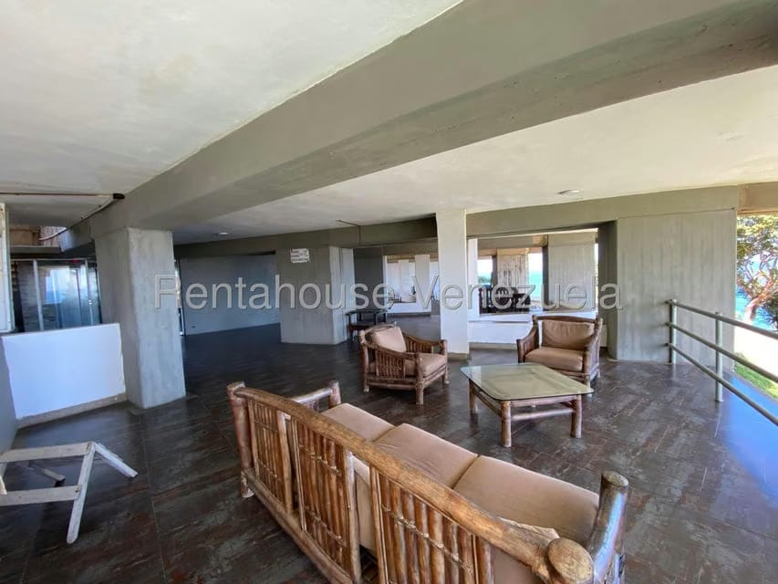 Apartamento (1 Nivel) en Venta en Playa Grande, Vargas - 24