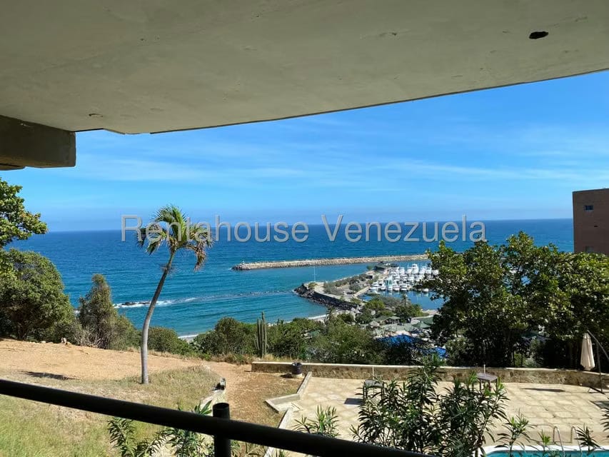 Apartamento (1 Nivel) en Venta en Playa Grande, Vargas - 26