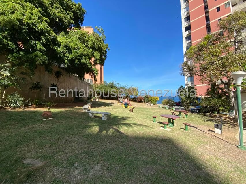 Apartamento (1 Nivel) en Venta en Playa Grande, Vargas - 27