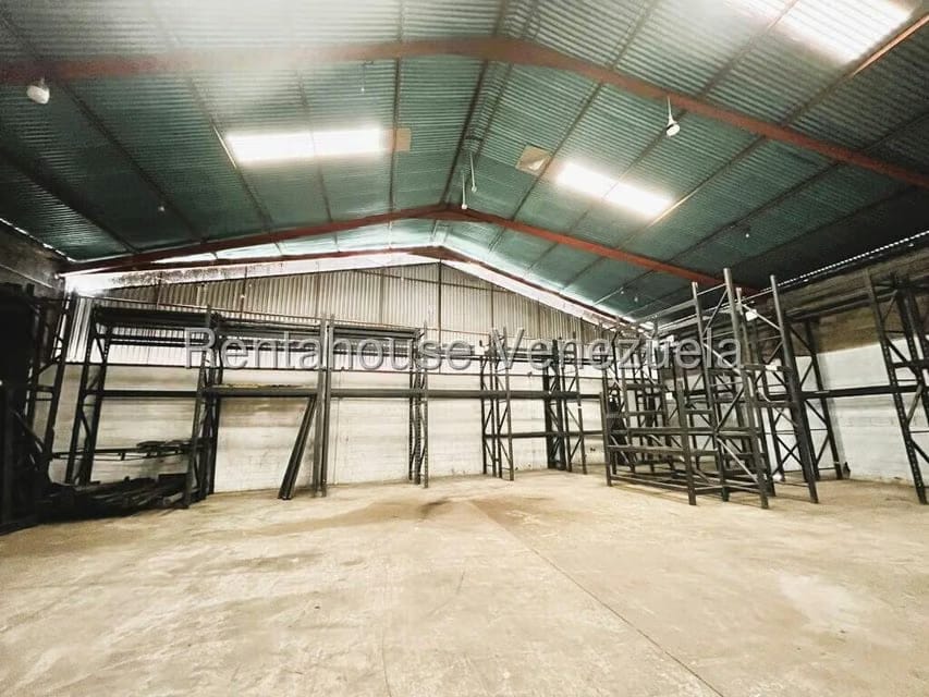 Comercial (Galpon - Deposito) en Alquiler en El Encantado, Distrito Metropolitano - 4