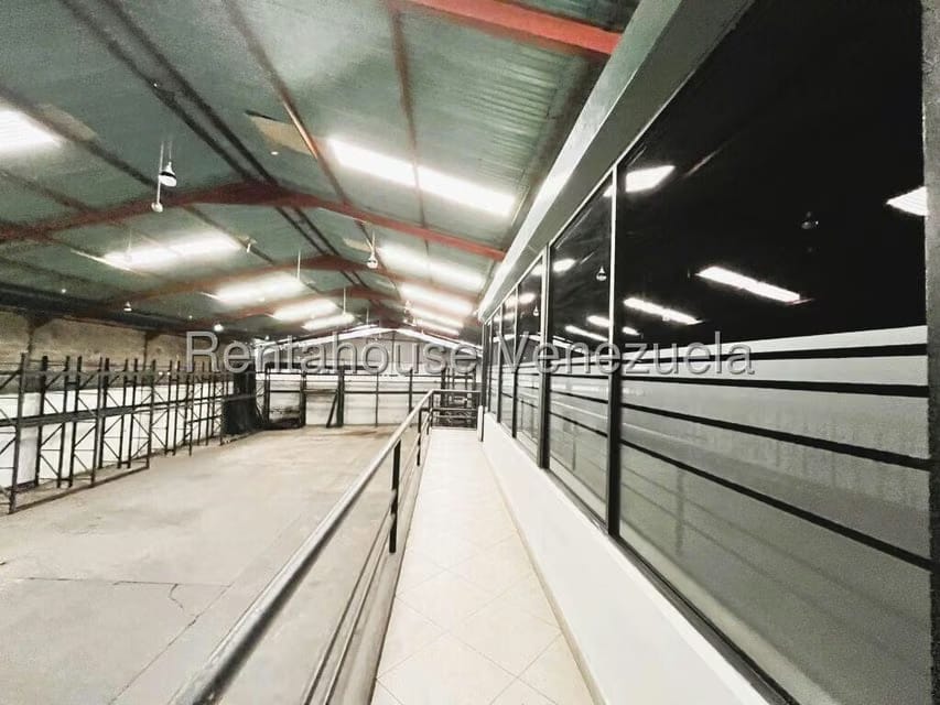 Comercial (Galpon - Deposito) en Alquiler en El Encantado, Distrito Metropolitano - 31
