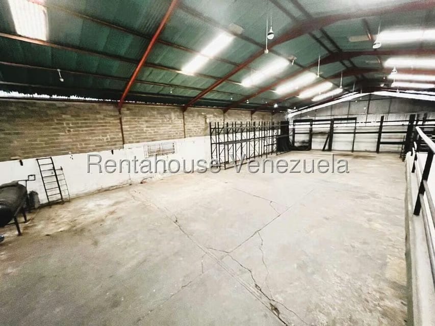 Comercial (Galpon - Deposito) en Alquiler en El Encantado, Distrito Metropolitano - 32