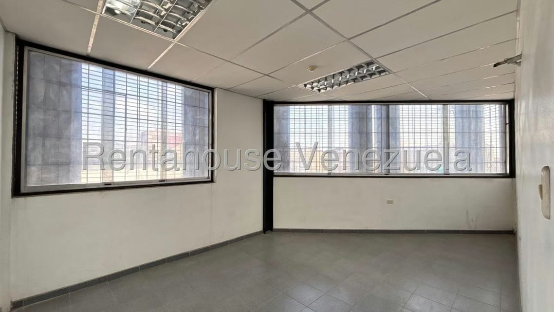 Comercial (Local Comercial) en Venta en Centro, Lara - 21