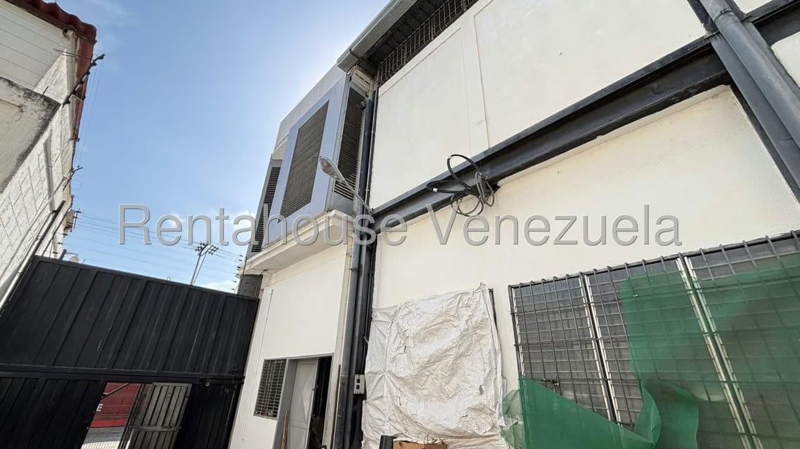 Comercial (Local Comercial) en Venta en Centro, Lara - 25