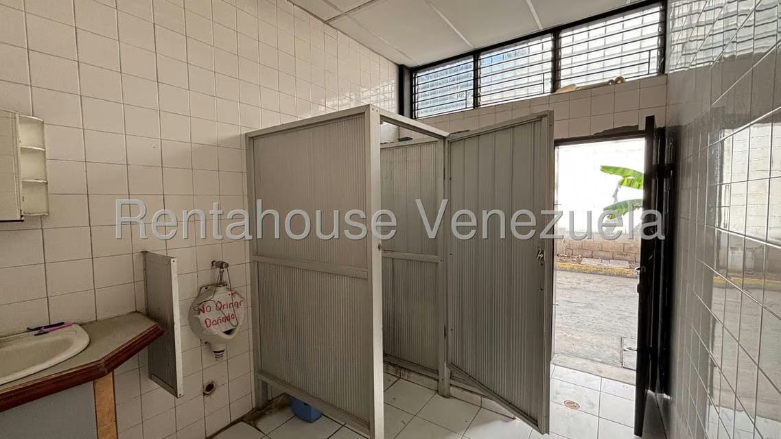 Comercial (Local Comercial) en Venta en Centro, Lara - 26