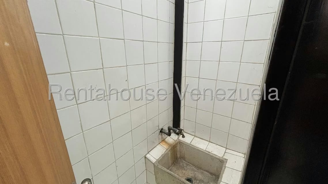 Comercial (Local Comercial) en Venta en Centro, Lara - 29