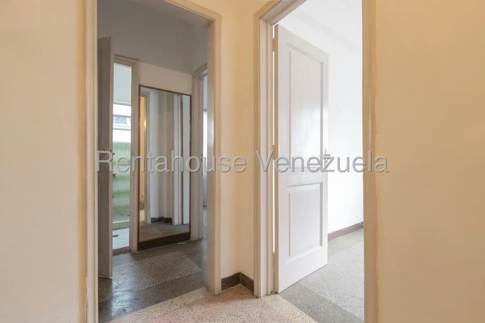 Comercial (Local Comercial) en Venta en Parroquia San Jose, Distrito Metropolitano - 19
