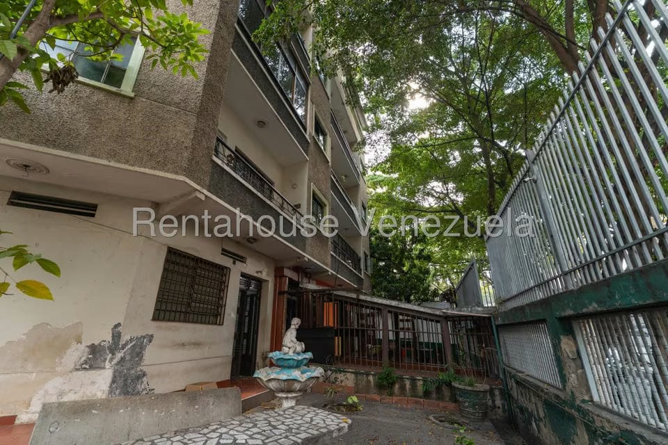 Comercial (Local Comercial) en Venta en Parroquia San Jose, Distrito Metropolitano - 28