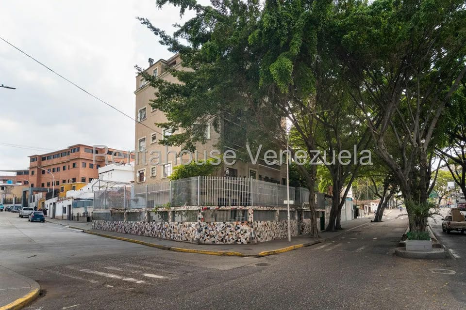 Comercial (Local Comercial) en Venta en Parroquia San Jose, Distrito Metropolitano - 4