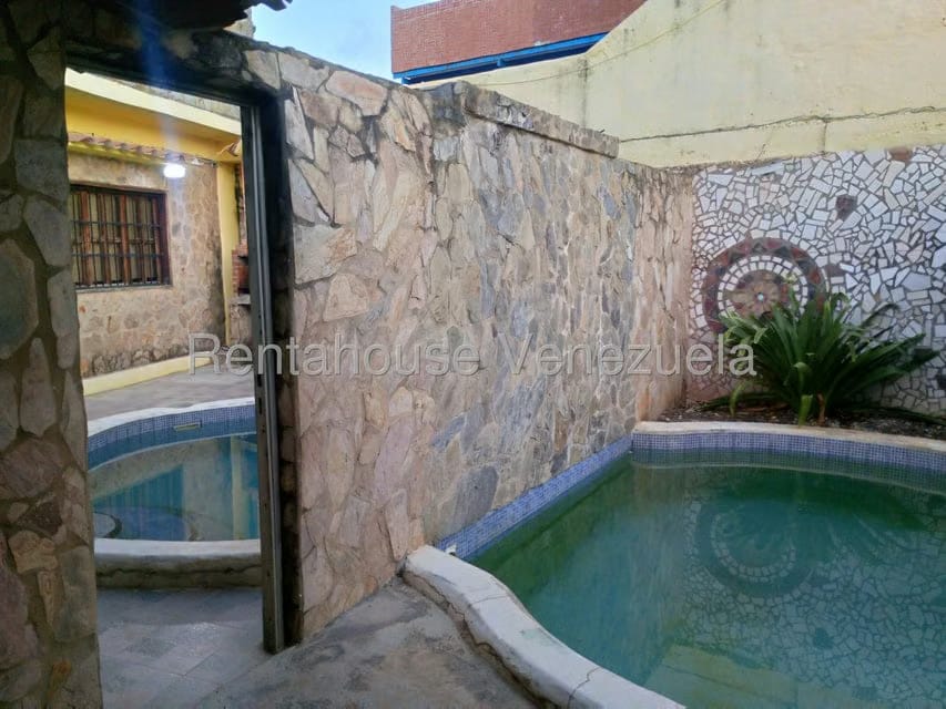 Comercial (Posada) en Venta en Playa Norte, Falcon - 11