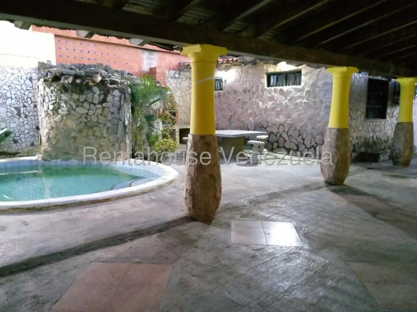 Comercial (Posada) en Venta en Playa Norte, Falcon - 24