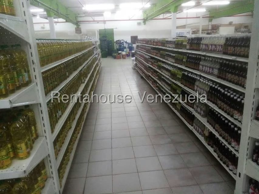 Comercial (Local Comercial) en Venta en Paraguachi, Nueva Esparta - 11