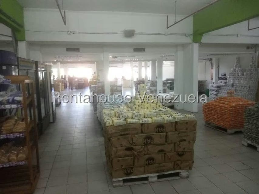 Comercial (Local Comercial) en Venta en Paraguachi, Nueva Esparta - 4