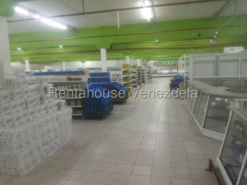 Comercial (Local Comercial) en Venta en Paraguachi, Nueva Esparta - 10