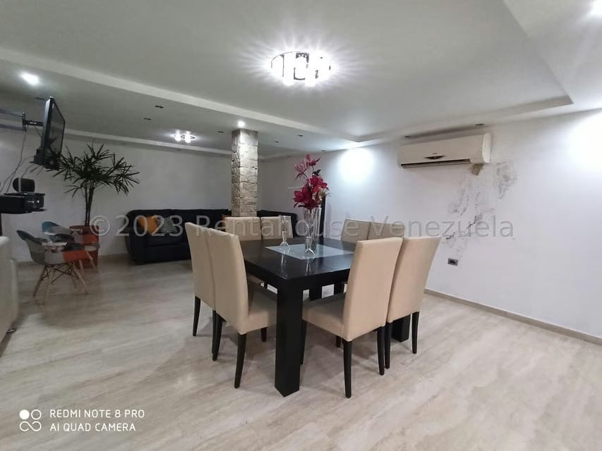 Townhouse (Multiples Niveles) en Venta en Santa Rosalia, Aragua - 17