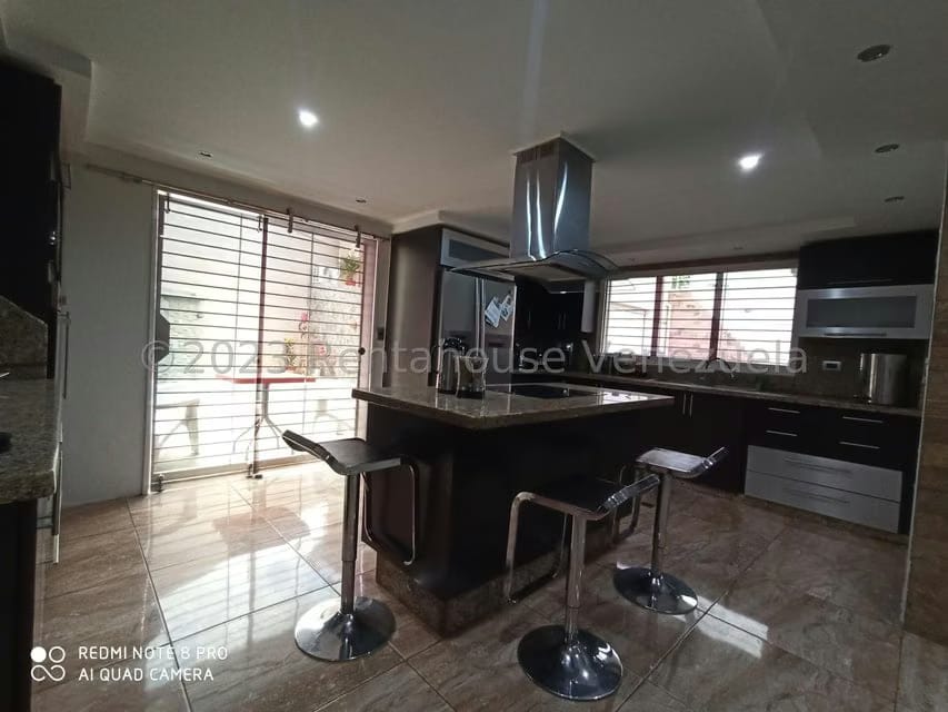 Townhouse (Multiples Niveles) en Venta en Santa Rosalia, Aragua - 21