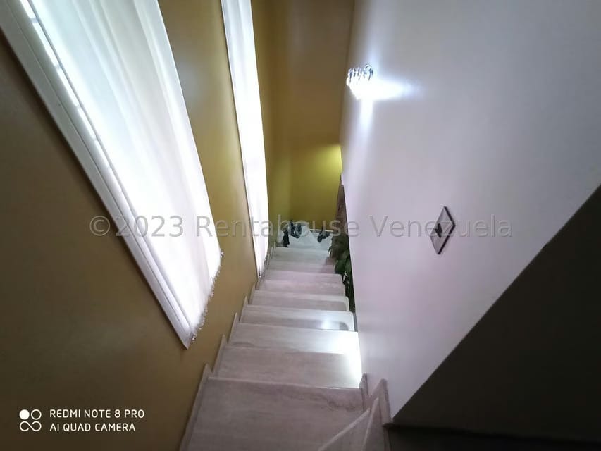 Townhouse (Multiples Niveles) en Venta en Santa Rosalia, Aragua - 27