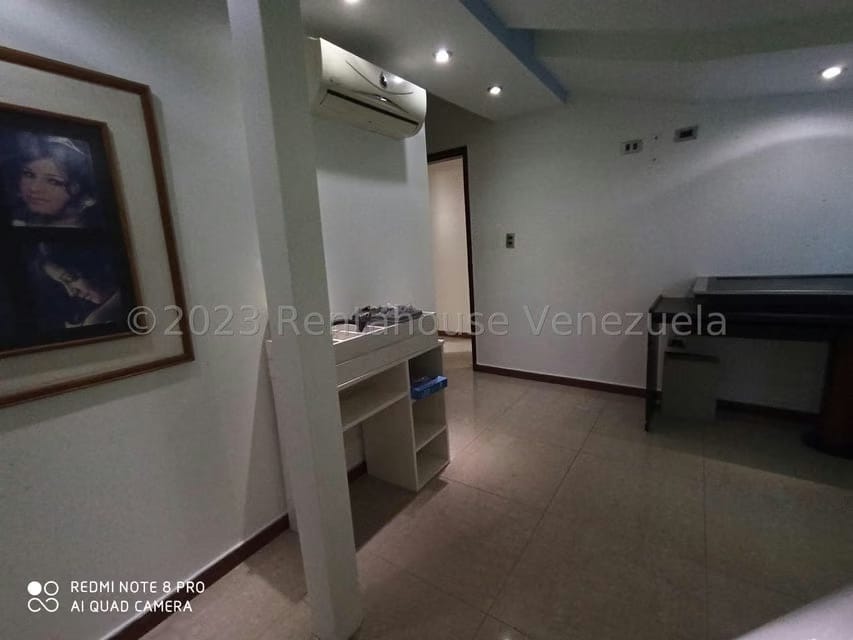 Townhouse (Multiples Niveles) en Venta en Santa Rosalia, Aragua - 44