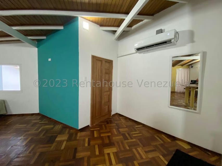 Townhouse (Multiples Niveles) en Venta en Santa Rosalia, Aragua - 62